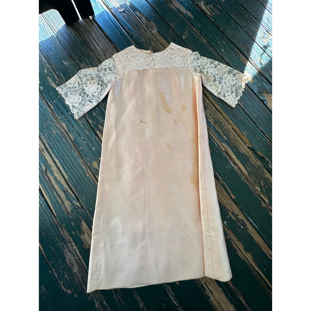 Vintage Handmade Peach Satin Lace Yoke Shift Dress Mid Century 3/4 Sleeve